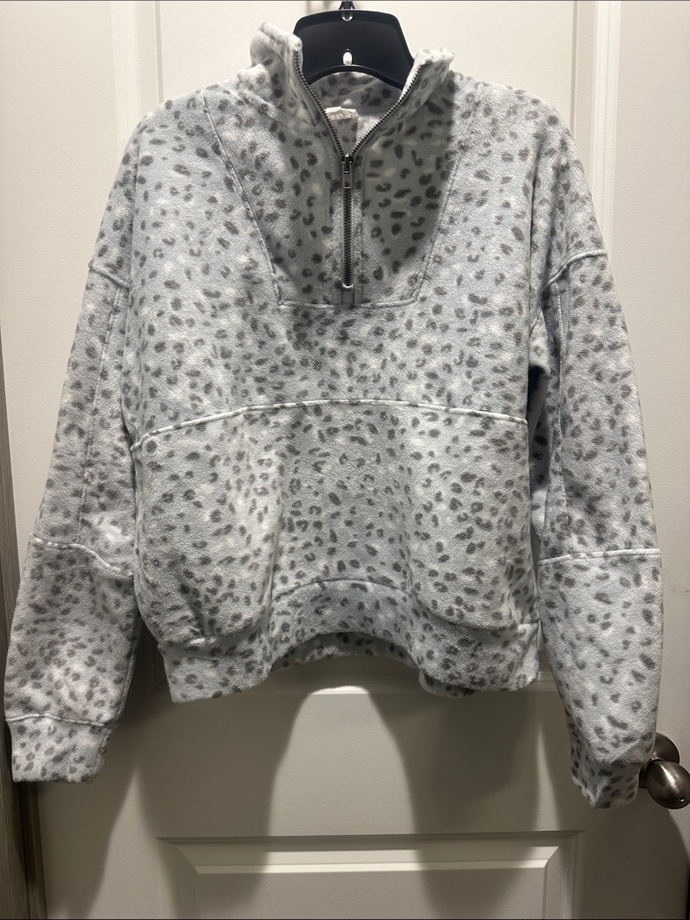 Pink Rose Light Gray Leopard Print Half-Zip Pullover